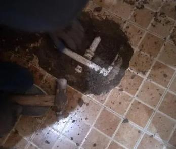济南卫生间漏水维修公司为您分享下卫生间渗水如何处理及注意事项