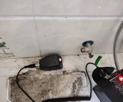济南屋顶漏水维修公司分享下卫生间漏水的危害及解决方法